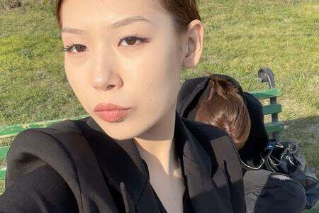 12-lyui-den-aleksandra-leonidovna-studentka-jaksiye-volonter